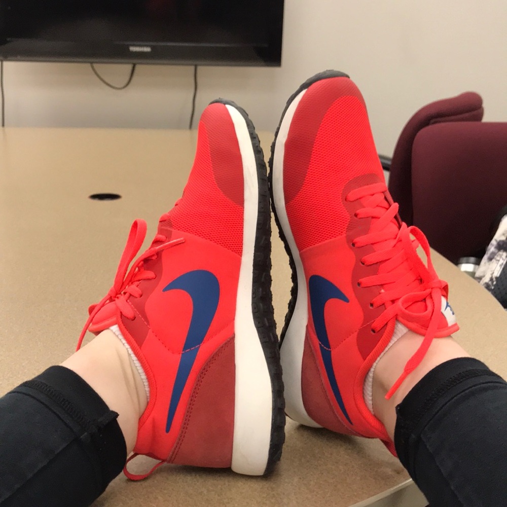 nike internationalists